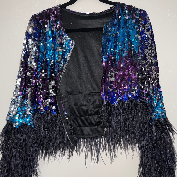 Sequin Extravagant Top - Picture 5 of 5